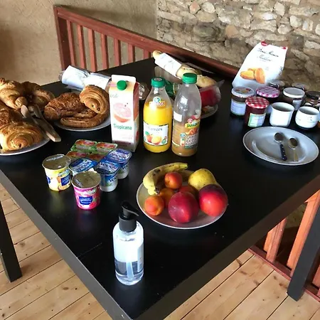 Spacieuse A Avec Piscine Privee