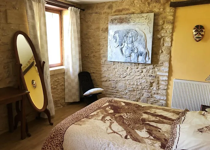 ヴィラ Spacieuse A Avec Piscine Privee Proissans