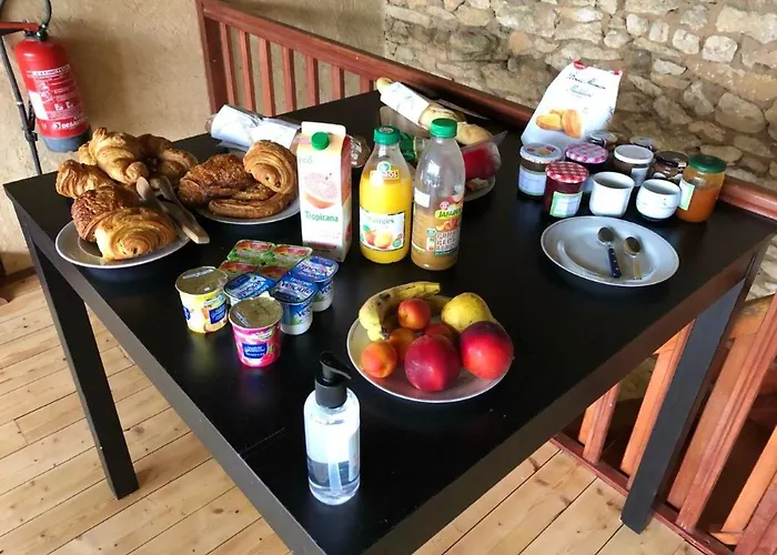 ヴィラ Spacieuse A Avec Piscine Privee *